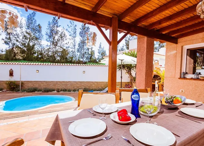 Strandnahes Hibiscus Mit Privatem Pool By Interhome * Corralejo