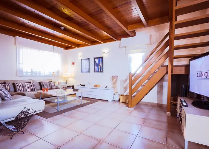 Casa vacanze Strandnahes Hibiscus Mit Privatem Pool By Interhome