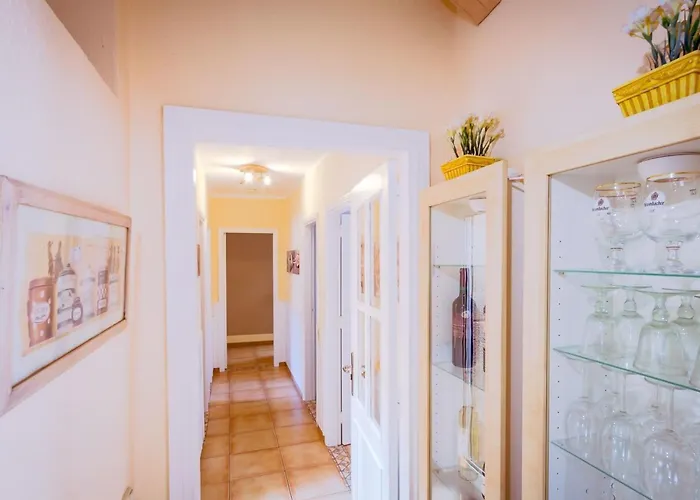 Casa vacanze Strandnahes Hibiscus Mit Privatem Pool By Interhome