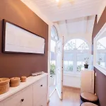 Strandnahes Hibiscus Mit Privatem Pool By Interhome