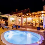 Strandnahes Hibiscus Mit Privatem Pool By Interhome