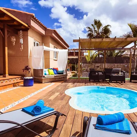 Strandnahes Hibiscus Mit Privatem Pool By Interhome * Corralejo