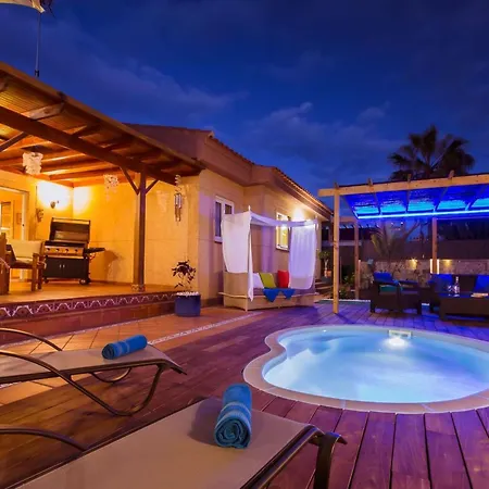 Strandnahes Hibiscus Mit Privatem Pool By Interhome بيت للعطل *