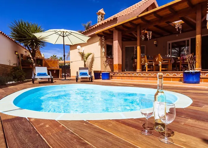 Strandnahes Hibiscus Mit Privatem Pool By Interhome Corralejo