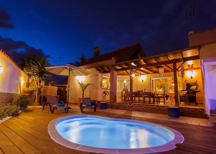 Tatil Evi Strandnahes Hibiscus Mit Privatem Pool By Interhome *