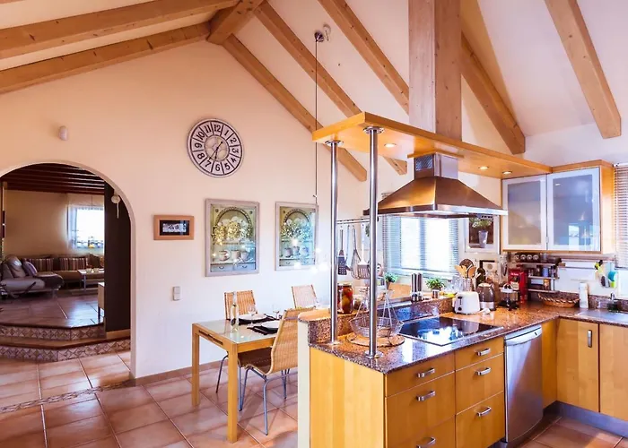 Strandnahes Hibiscus Mit Privatem Pool By Interhome