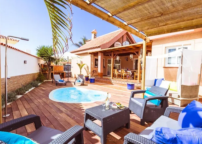 Tatil Evi Strandnahes Hibiscus Mit Privatem Pool By Interhome *