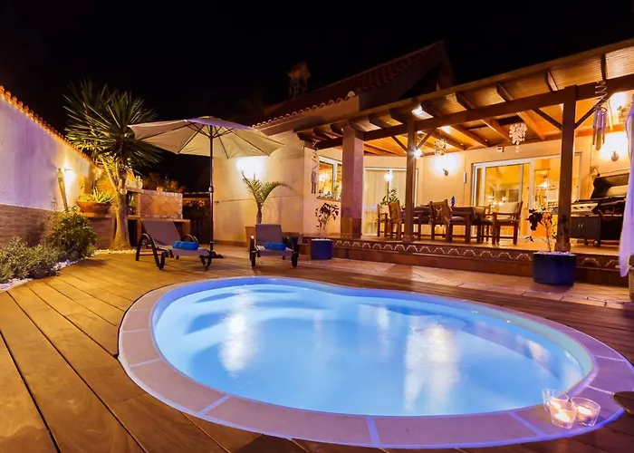 Semesterbostad Strandnahes Hibiscus Mit Privatem Pool By Interhome